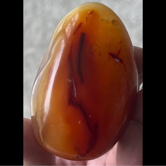 Carnelian Palm Stone - Picture 14 of 17